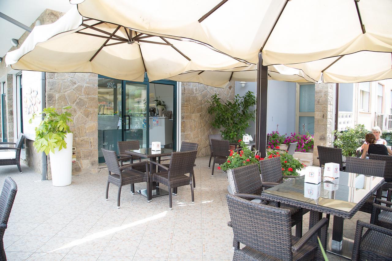 Hotel Umberto Росолина Маре Екстериор снимка