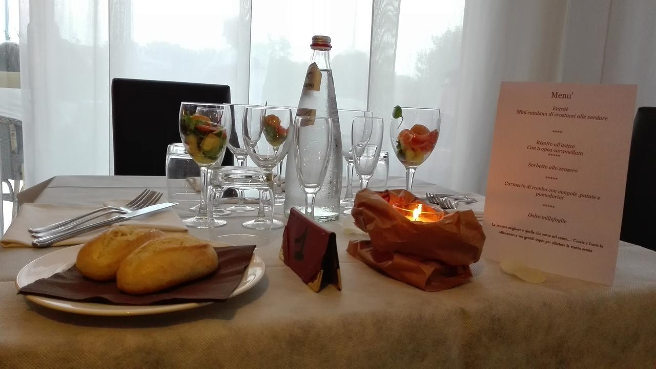 Hotel Umberto Росолина Маре Екстериор снимка