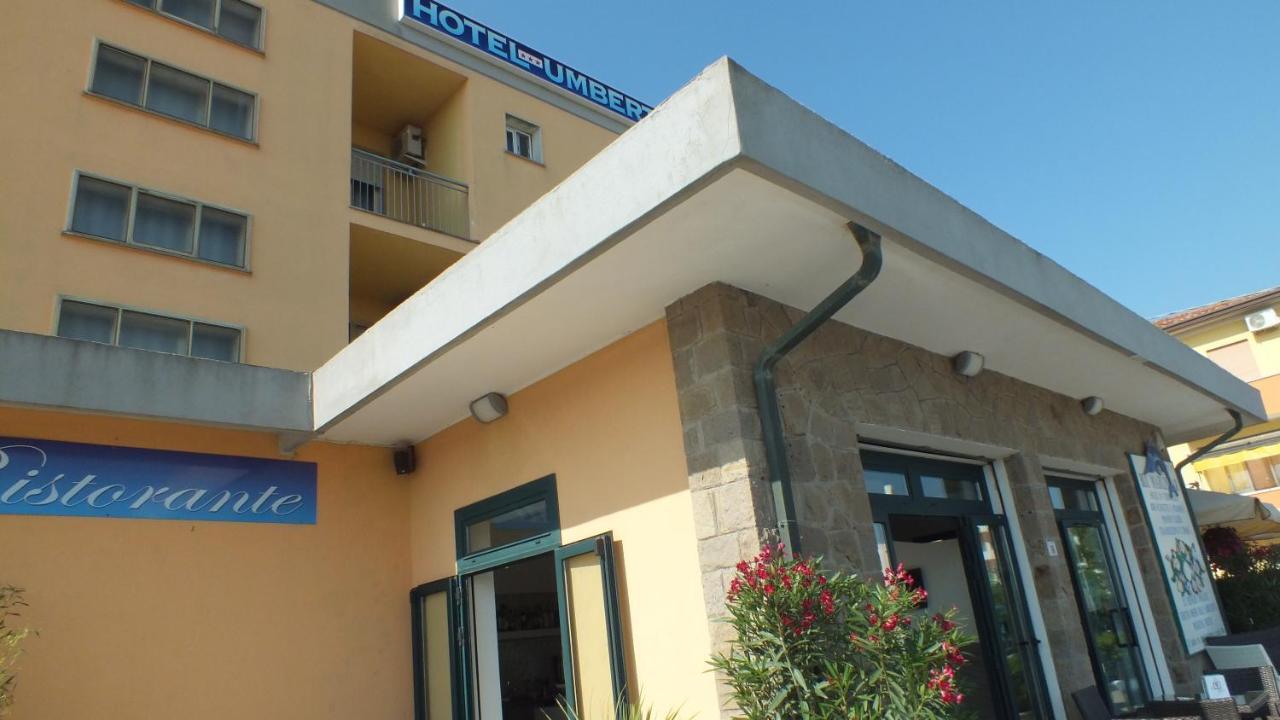 Hotel Umberto Росолина Маре Екстериор снимка